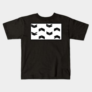 Black arrows on white Kids T-Shirt